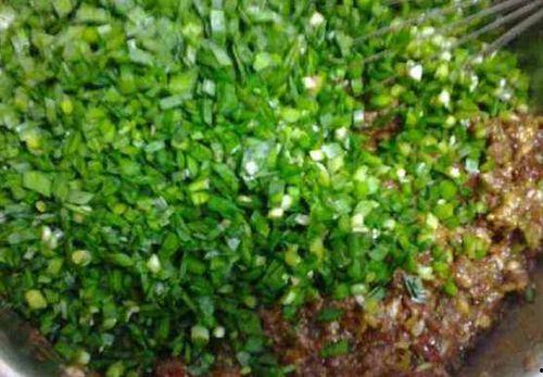 郑州韭菜爆料视频,揭露惊人内幕，引发社会关注