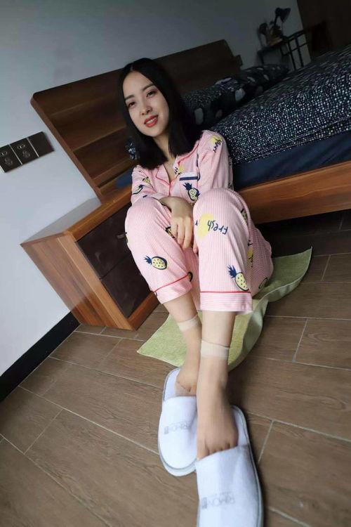 丝袜挠脚心文章贴吧,揭秘网络热帖背后的趣味与争议