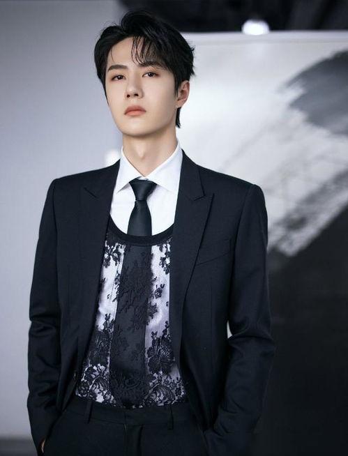 吃瓜娱乐爆料王一博视频,吃瓜娱乐带你揭秘幕后故事