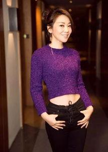 娱乐吃瓜妹闫妮微博